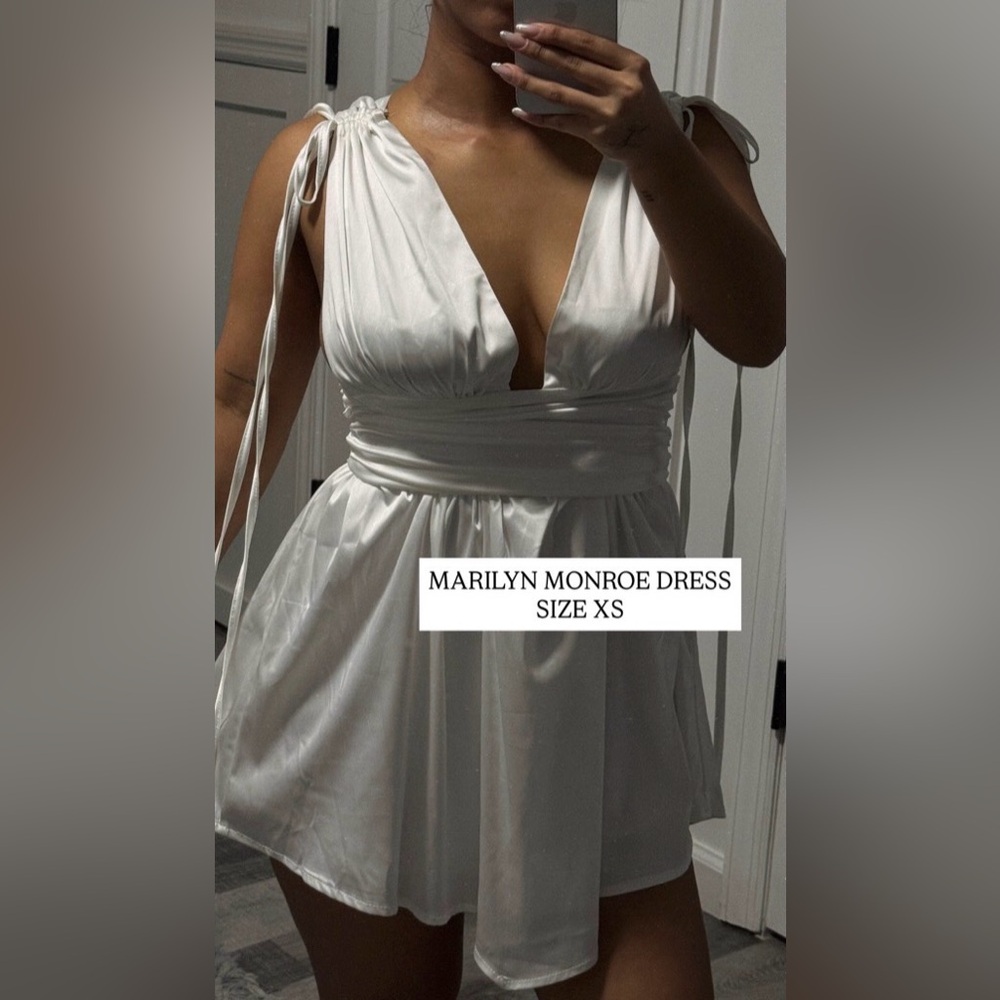Cider Satin White Backless Dress